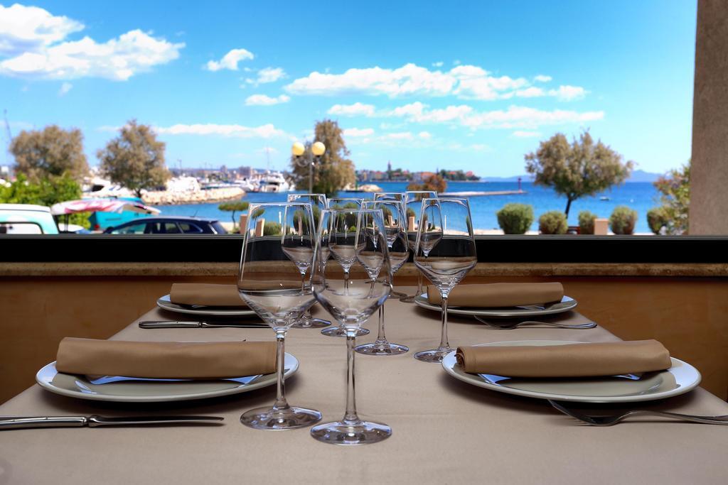 Hotel Niko Zadar Bagian luar foto
