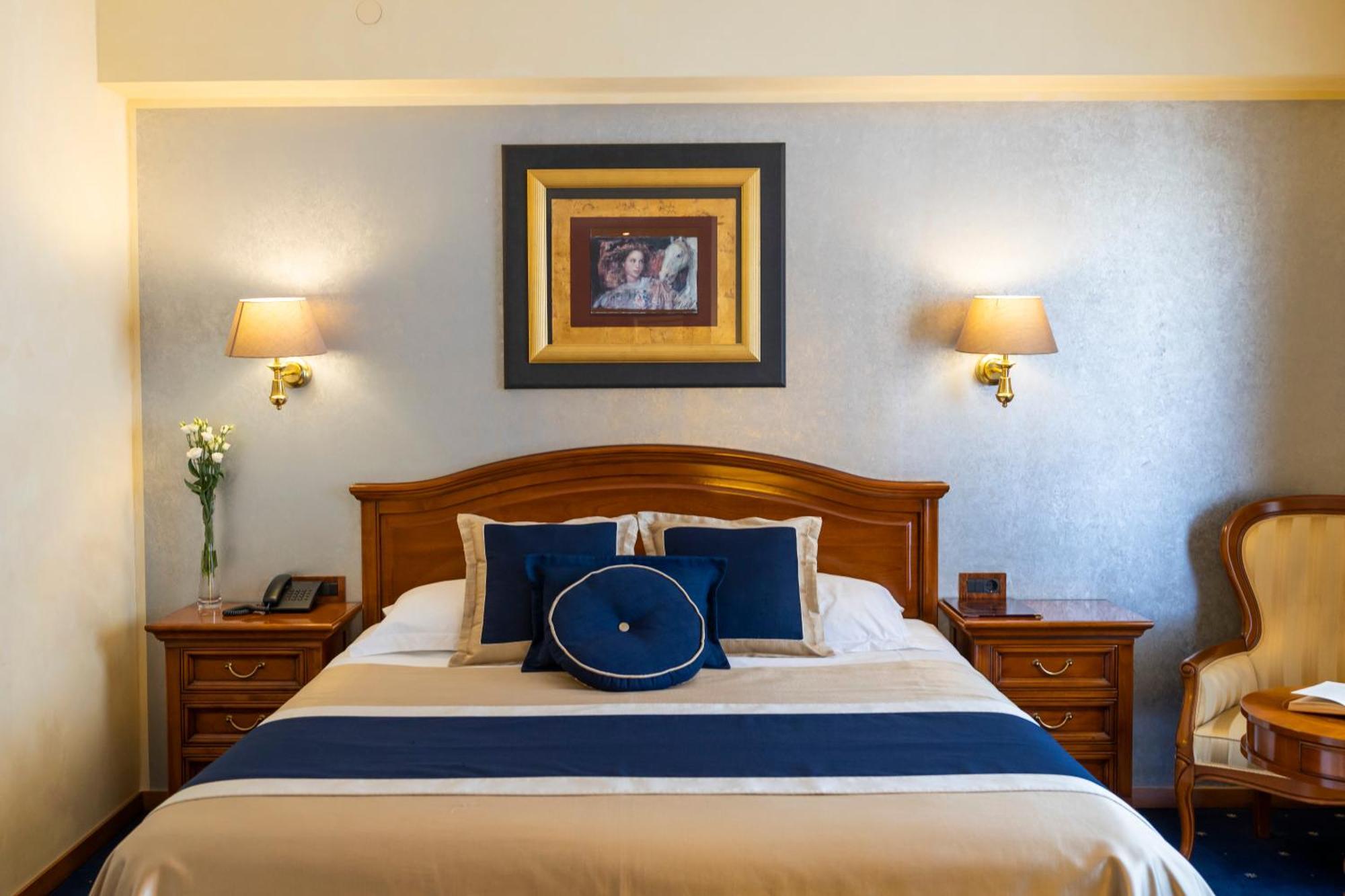Hotel Niko Zadar Bagian luar foto