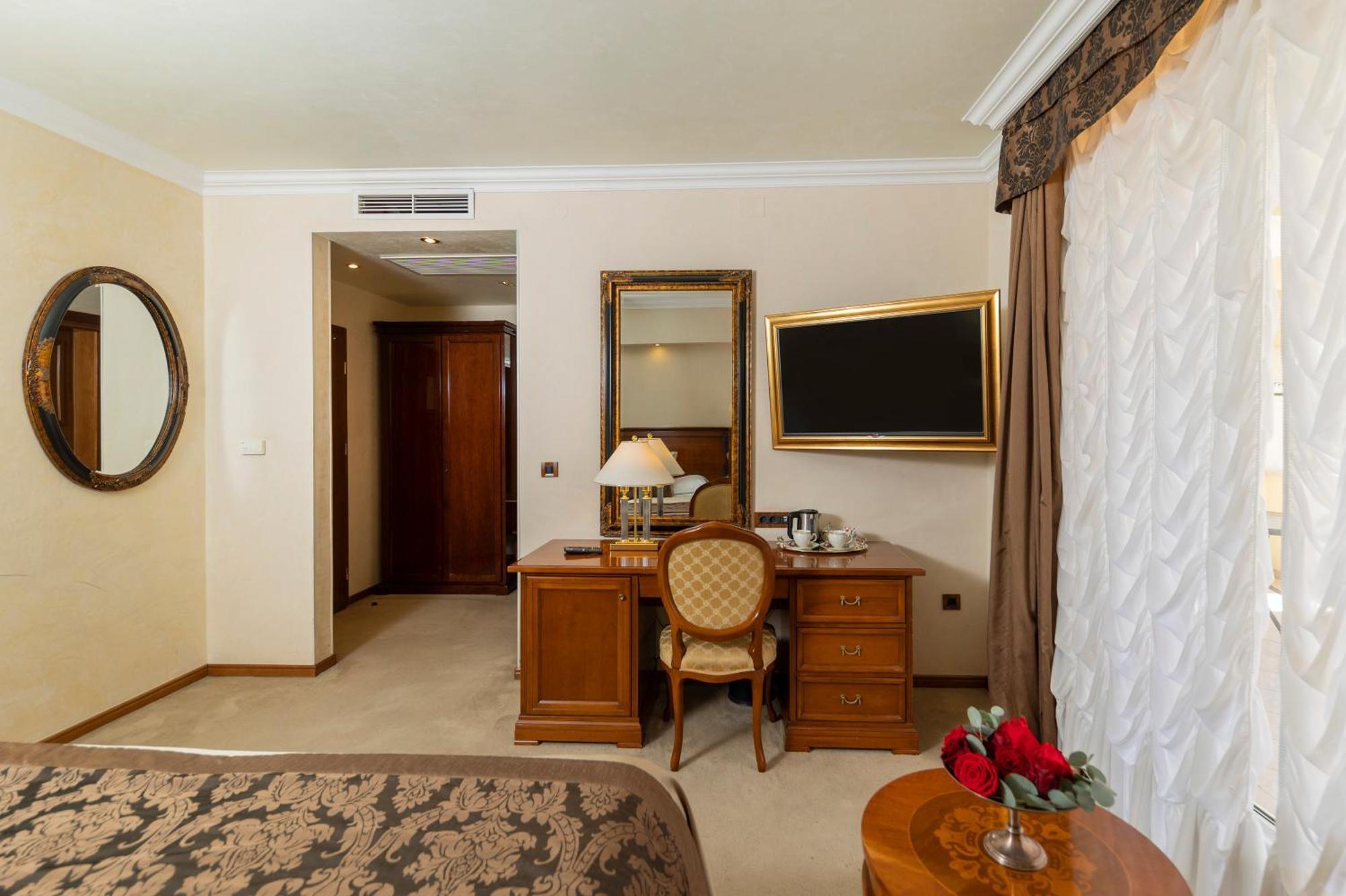 Hotel Niko Zadar Bagian luar foto