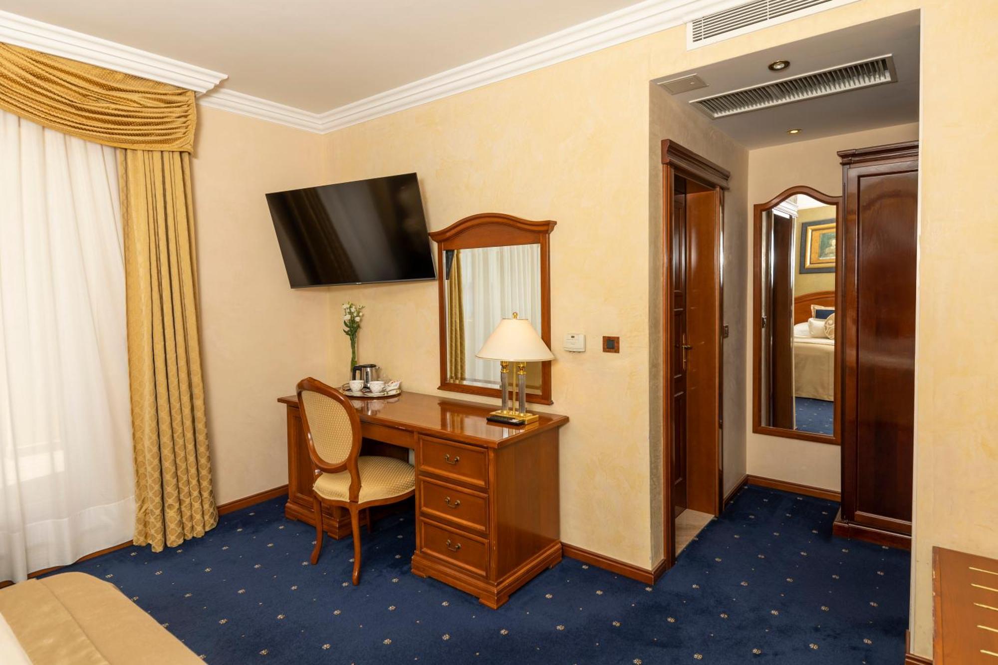 Hotel Niko Zadar Bagian luar foto