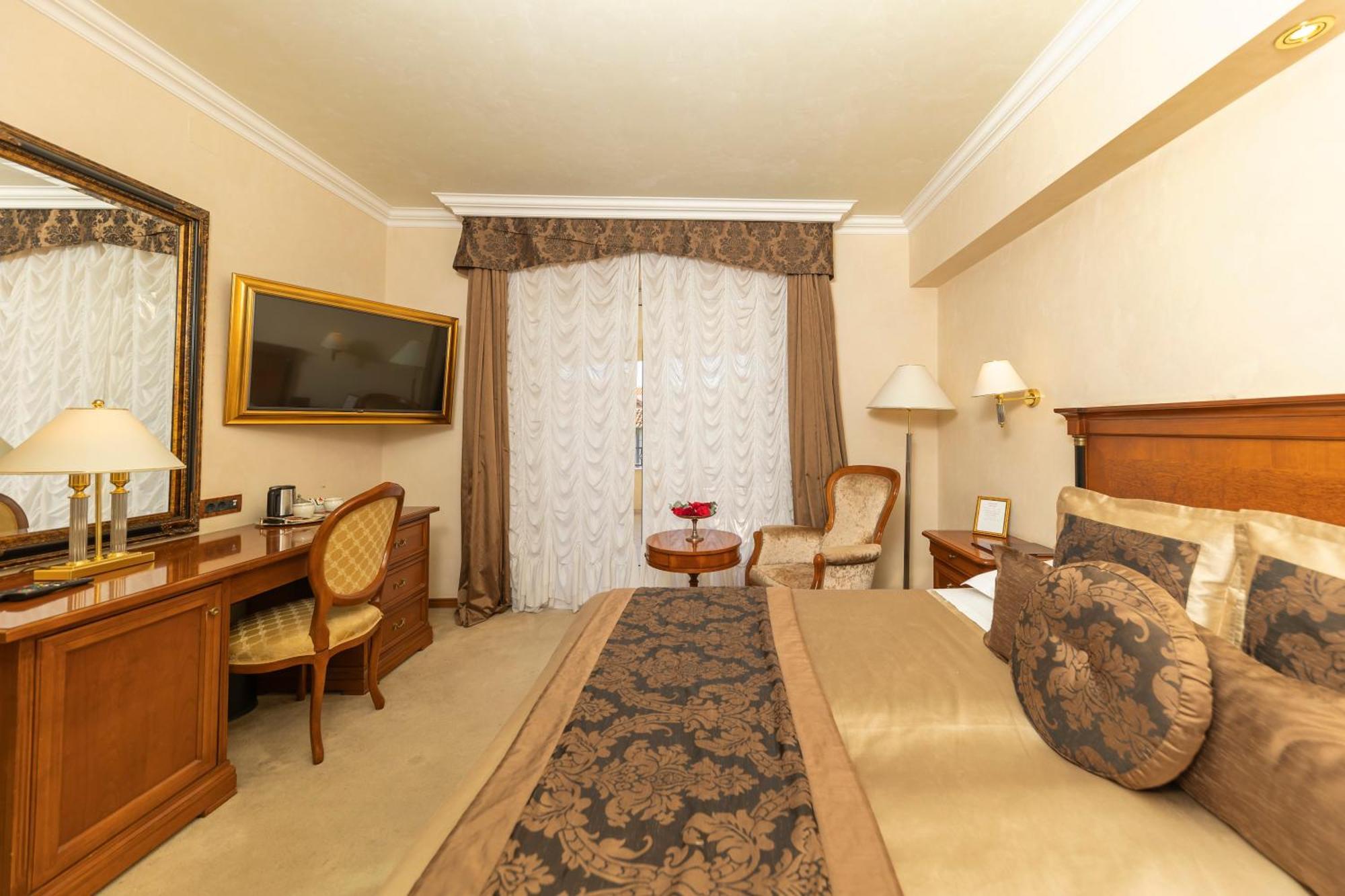 Hotel Niko Zadar Bagian luar foto